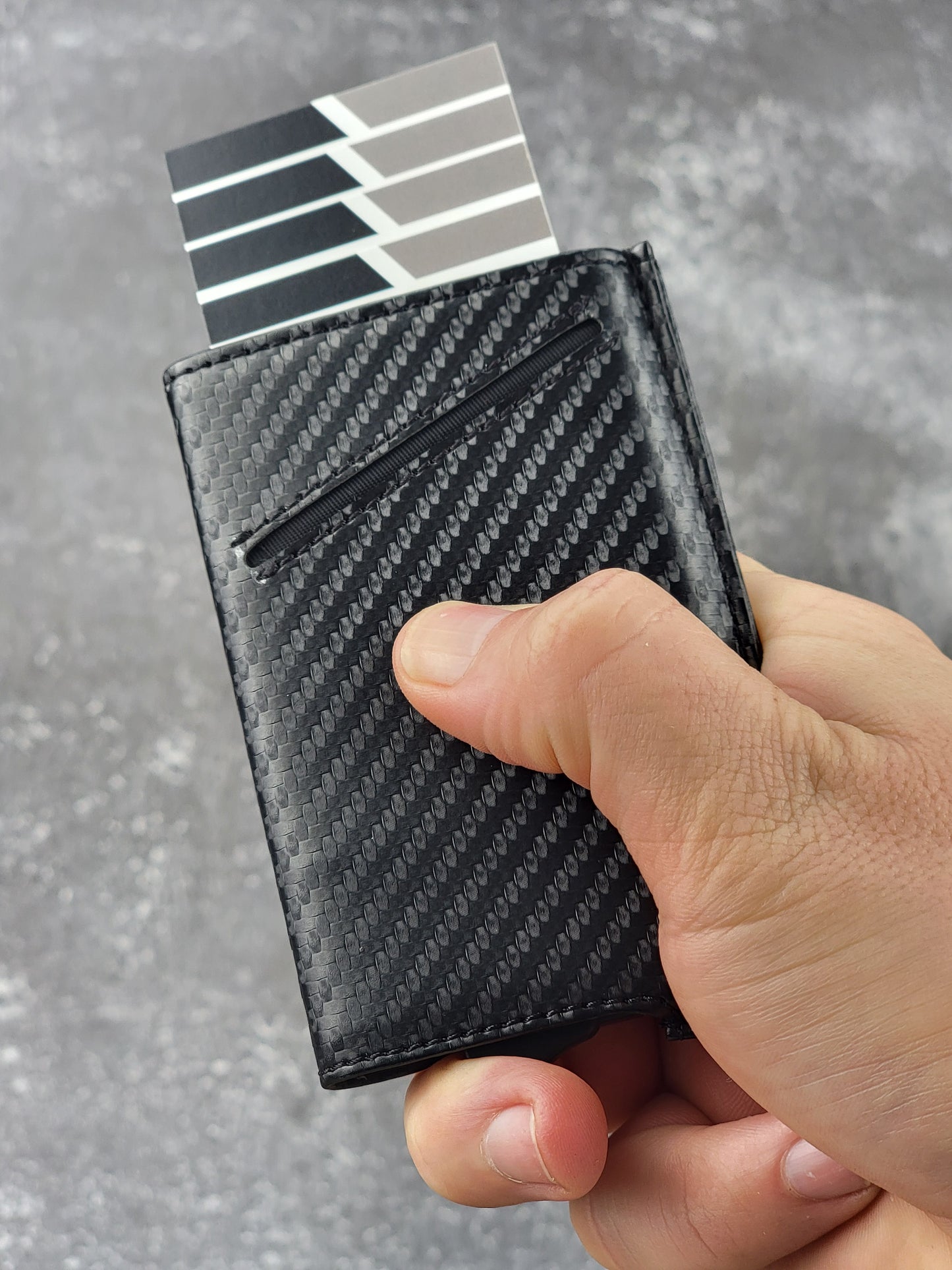 RFID Trigger Wallet -Carbon Fiber Look